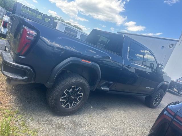 2024 GMC Sierra 2500HD 4WD Crew Cab Standard Bed AT4X