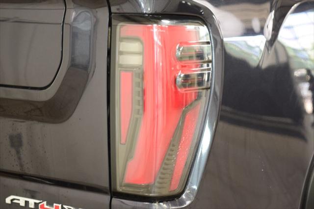2024 GMC Sierra 2500HD 4WD Crew Cab Standard Bed AT4X