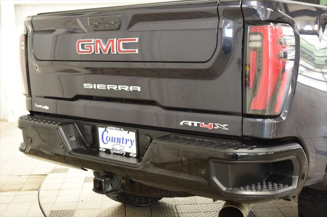 2024 GMC Sierra 2500HD 4WD Crew Cab Standard Bed AT4X