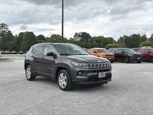 2022 Jeep Compass Latitude FWD