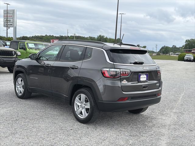 2022 Jeep Compass Latitude FWD