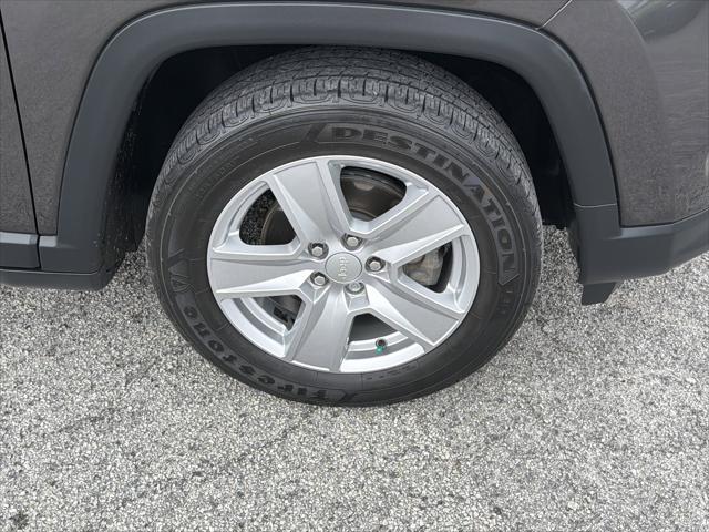 2022 Jeep Compass Latitude FWD