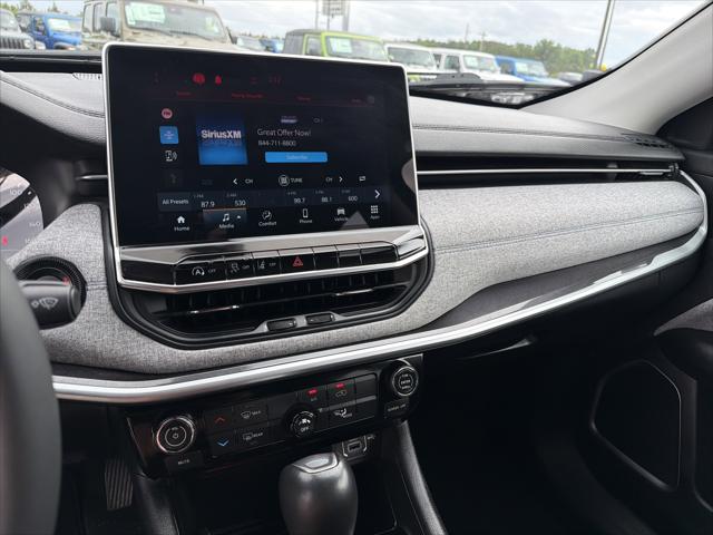 2022 Jeep Compass Latitude FWD