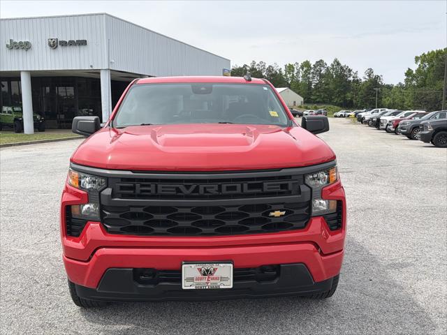 2022 Chevrolet Silverado 1500 4WD Crew Cab Short Bed Custom