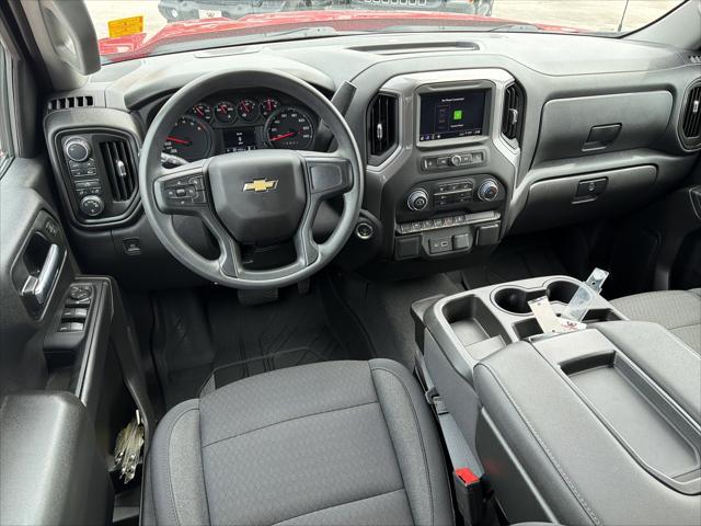 2022 Chevrolet Silverado 1500 4WD Crew Cab Short Bed Custom