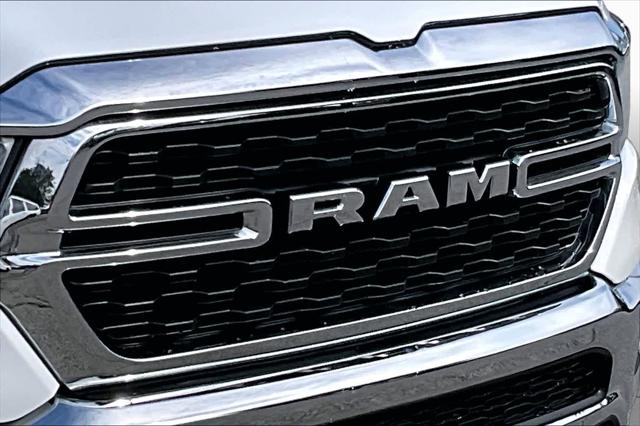 2023 Ram 1500 Big Horn Crew Cab 4x4 5'7" Box
