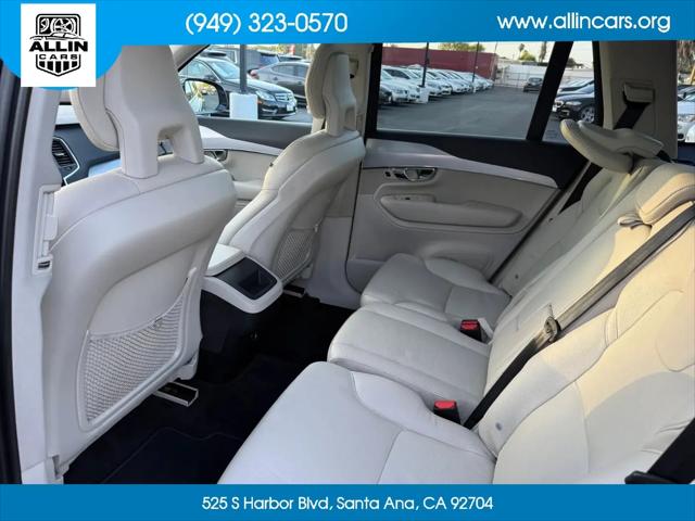 2016 Volvo XC90 T5 Momentum