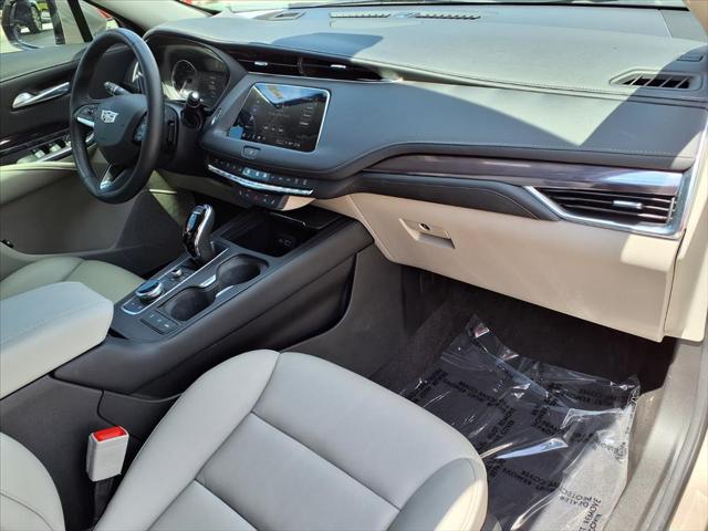 2023 Cadillac XT4 FWD Luxury