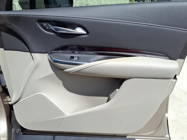 2023 Cadillac XT4 FWD Luxury