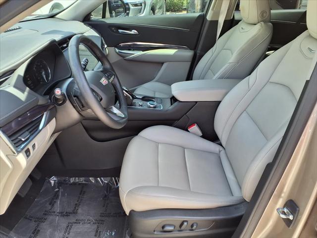 2023 Cadillac XT4 FWD Luxury