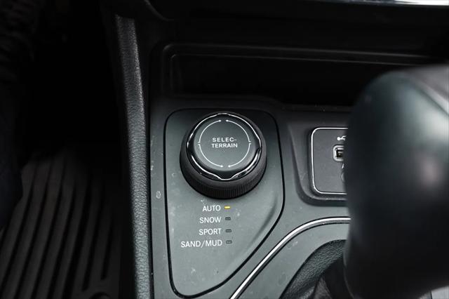 2022 Jeep Cherokee Latitude Lux 4x4