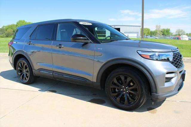 2022 Ford Explorer ST-Line