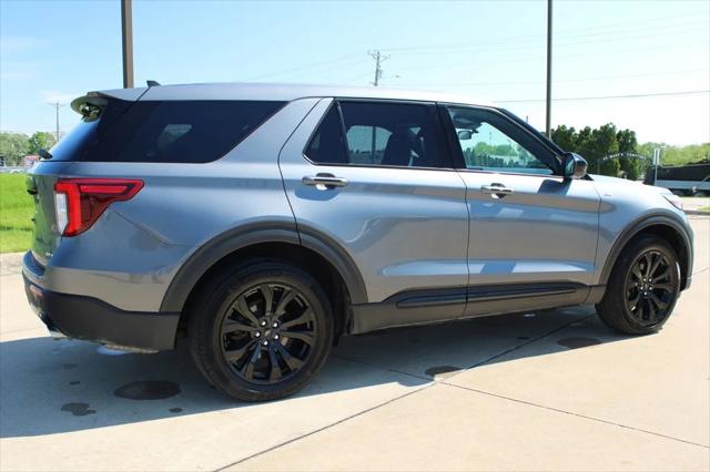 2022 Ford Explorer ST-Line