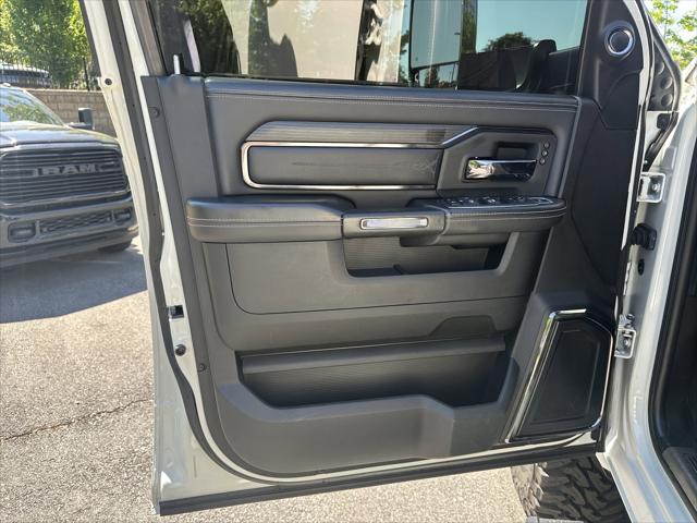 2022 Ram 3500 Limited Mega Cab 4x4 6'4" Box