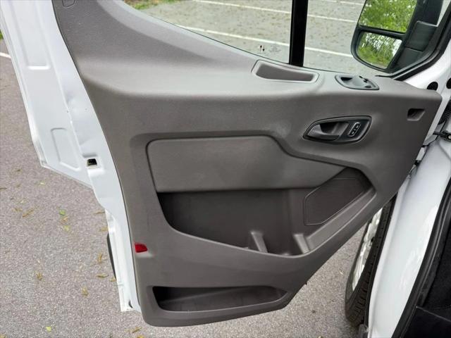 2025 Ford Transit-350 Passenger Van XLT