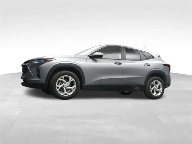 2025 Chevrolet Trax FWD LS