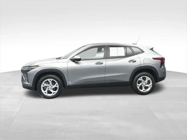 2025 Chevrolet Trax FWD LS