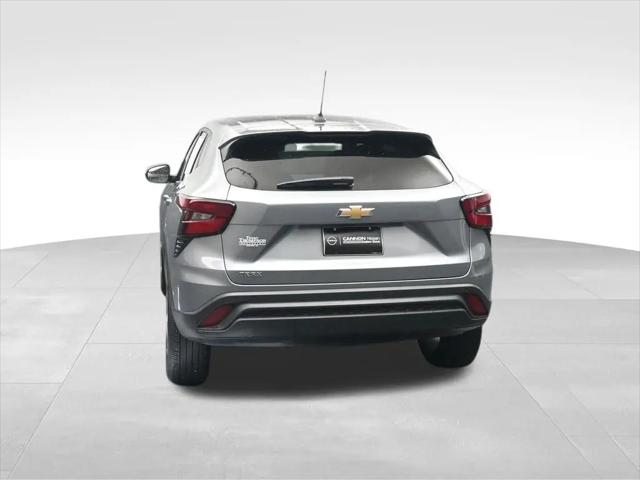 2025 Chevrolet Trax FWD LS