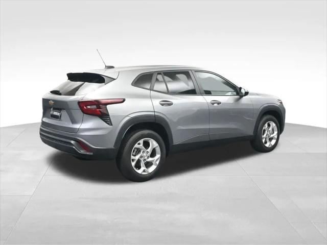 2025 Chevrolet Trax FWD LS
