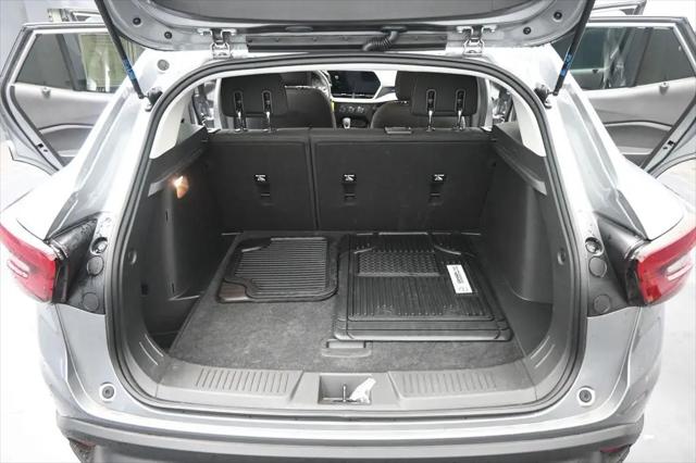 2025 Chevrolet Trax FWD LS