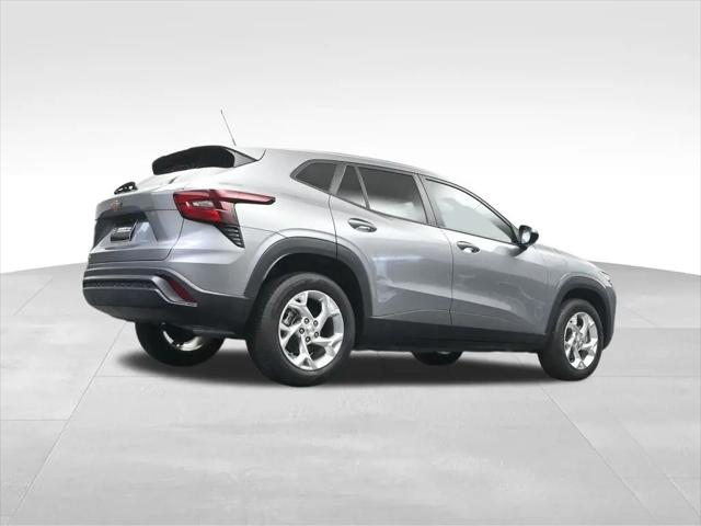 2025 Chevrolet Trax FWD LS
