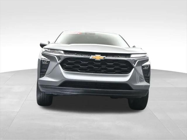 2025 Chevrolet Trax FWD LS
