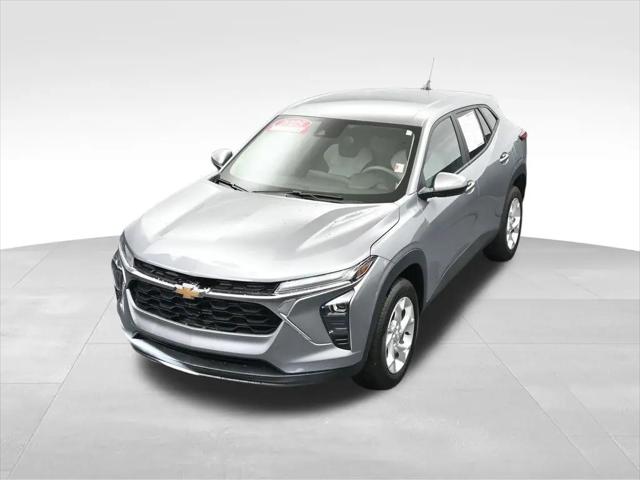 2025 Chevrolet Trax FWD LS