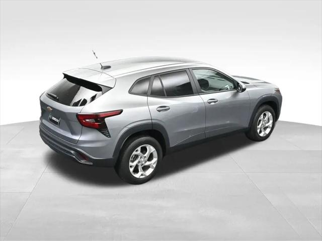 2025 Chevrolet Trax FWD LS