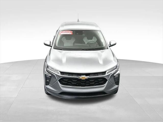 2025 Chevrolet Trax FWD LS