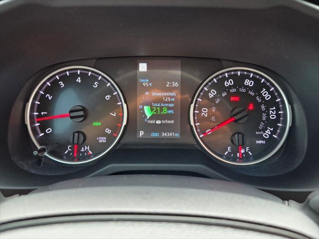 2022 Toyota RAV4 XLE