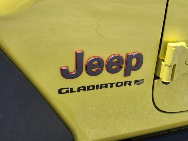 2024 Jeep Gladiator Sport