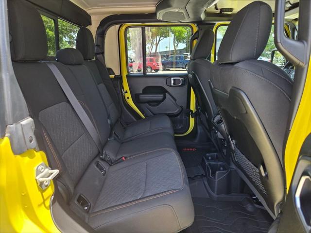 2024 Jeep Gladiator Sport