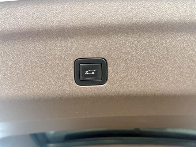 2021 GMC Yukon 4WD Denali