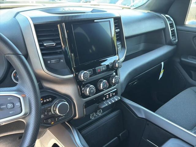 2026 Ram 1500 Express Crew Cab 4x4 57 Box