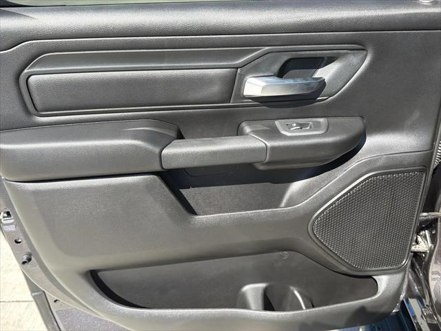 2026 Ram 1500 Express Crew Cab 4x4 57 Box