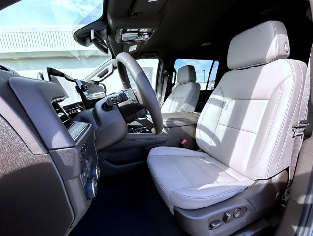 2026 Chevrolet Suburban LT, 4WD