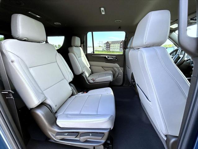 2026 Chevrolet Suburban LT, 4WD