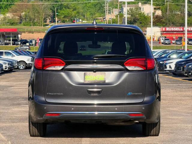 2018 Chrysler Pacifica Hybrid Touring Plus