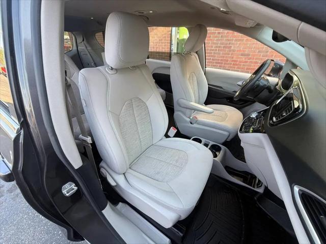 2018 Chrysler Pacifica Hybrid Touring Plus