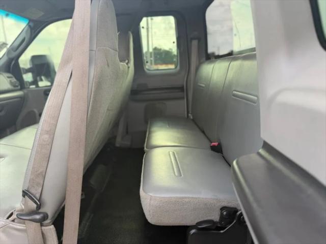 2006 Ford F-350 XL