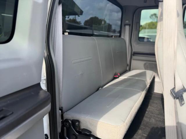 2006 Ford F-350 XL
