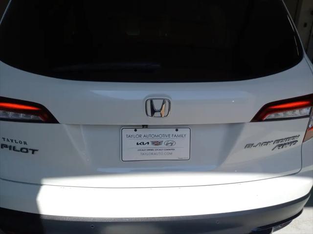 2021 Honda Pilot AWD Black Edition