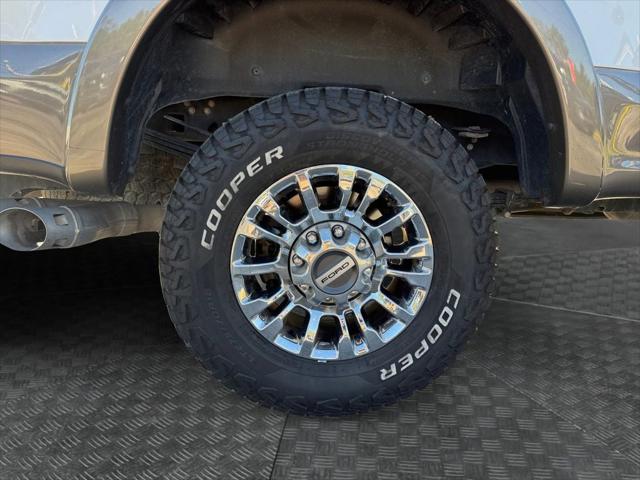 2022 Ford F-350 LARIAT