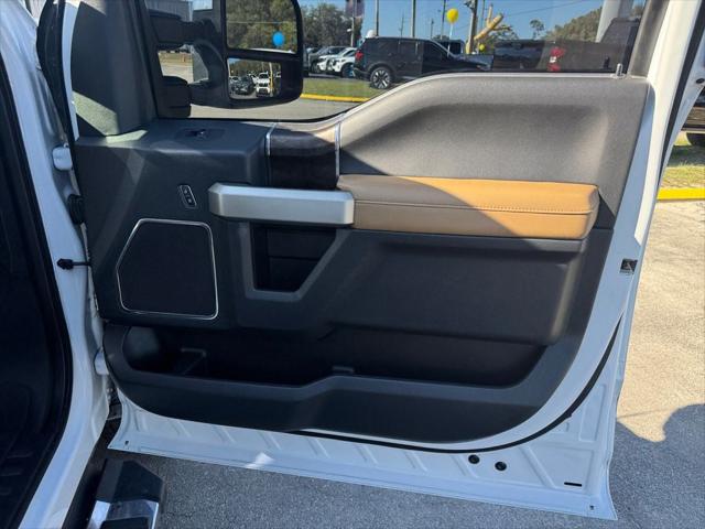 2022 Ford F-350 LARIAT