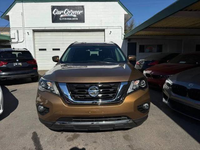 2017 Nissan Pathfinder SV