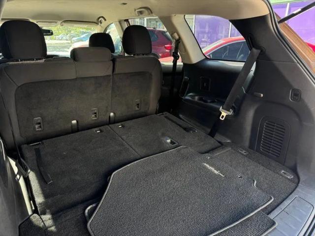 2017 Nissan Pathfinder SV