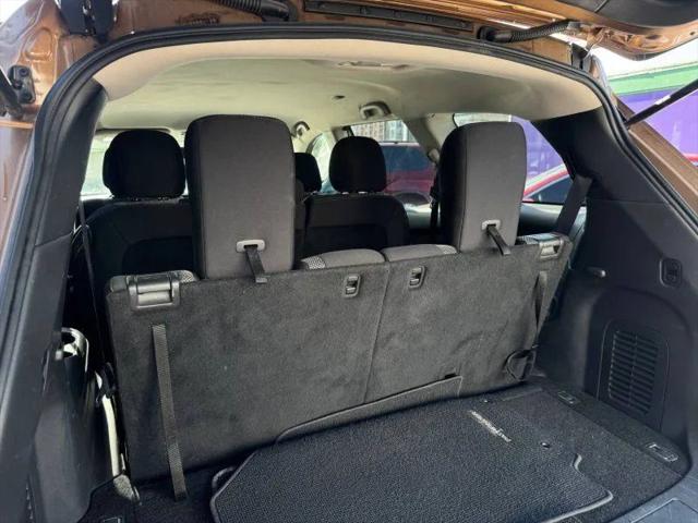 2017 Nissan Pathfinder SV