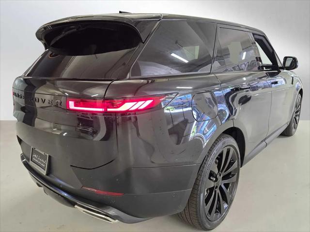 2026 Land Rover Range Rover Sport P360 SE