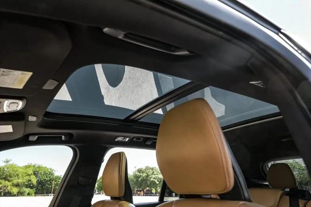 2019 Volvo XC90 T6 Momentum