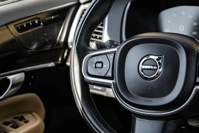 2019 Volvo XC90 T6 Momentum